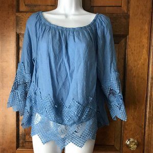 Unique Spectrum Blue Tunic w/Lace Belled Sleeves & Lace Hem Large